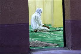 muslim man pray